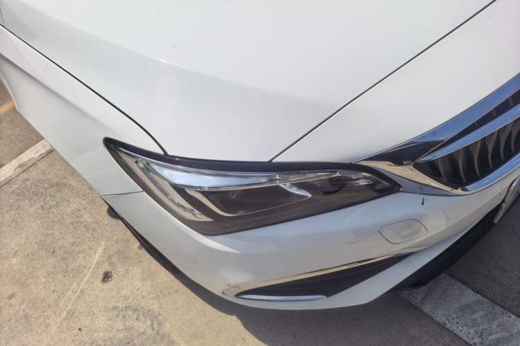 Used Buick Verano 2019 Sedan 15S Automatic Leading Model Right Front Headlight