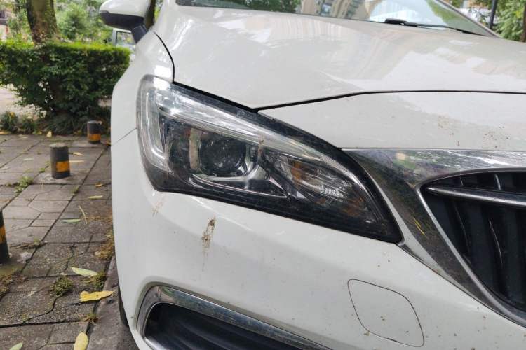 Used Buick Verano 2019 Sedan 15S Automatic Entry Model Right Front Headlight