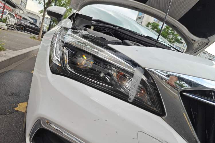 Used Buick Verano 2019 Sedan 15S Automatic Leading Model Right Front Headlight