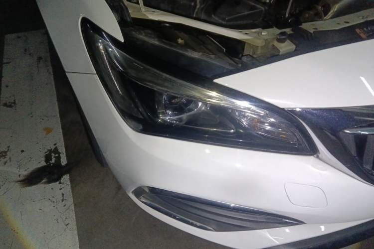 Used Buick Verano 2019 Sedan 15S Automatic Entry Model Right Front Headlight