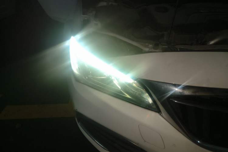 Used Buick Verano 2019 Sedan 15S Automatic Entry Model Right Front Headlight