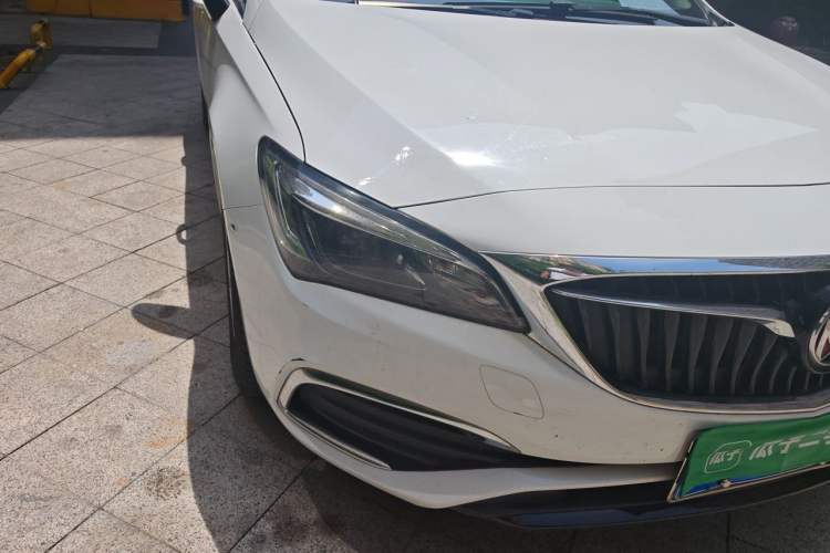 Used Buick Verano 2019 Sedan 15S Automatic Leading Model Right Front Headlight