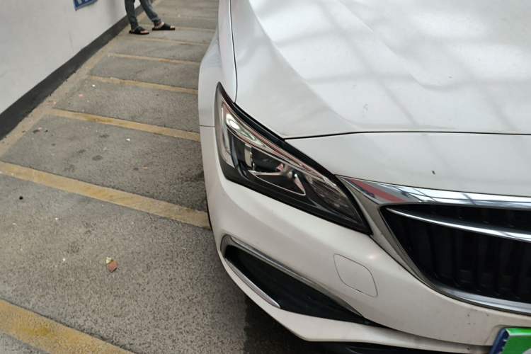 Used Buick Verano 2019 Sedan 15S Automatic Entry Model Right Front Headlight