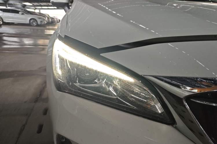 Used Buick Verano 2019 Sedan 15S Automatic Entry Model Right Front Headlight
