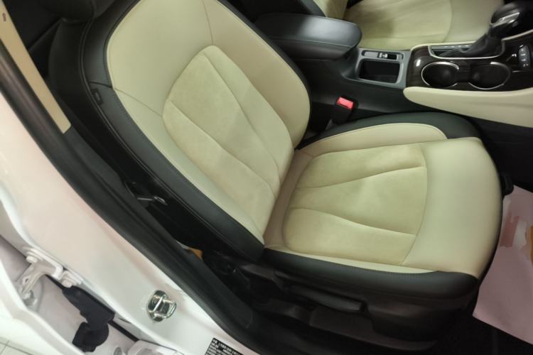 Used Buick Verano 2019 Sedan 15S Automatic Leading Model Right Front Seat