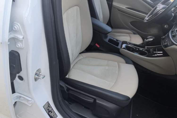 Used Buick Verano 2019 Sedan 15S Automatic Leading Model Right Front Seat