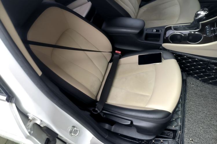 Used Buick Verano 2019 Sedan 15S Automatic Leading Model Right Front Seat