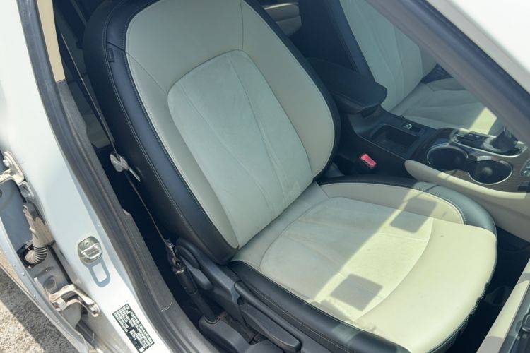 Used Buick Verano 2019 Sedan 15S Automatic Leading Model Right Front Seat