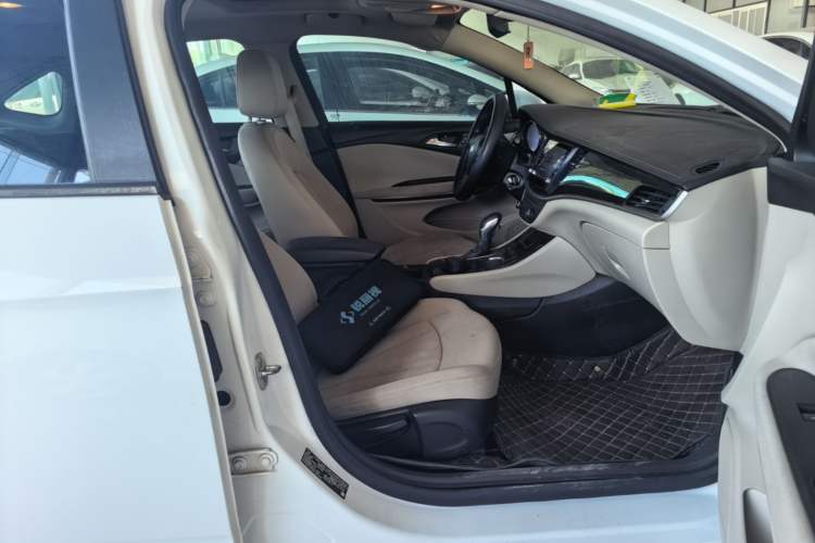 Used Buick Verano 2019 Sedan 15S Automatic Entry Model Right Front Seat