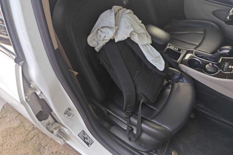 Used Buick Verano 2019 Sedan 15S Automatic Entry Model Right Front Seat