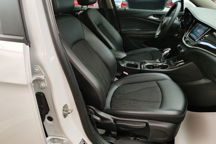 Used Buick Verano 2019 Sedan 20T Dual-Clutch Leading Model Right Front Seat