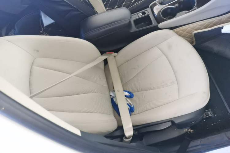 Used Buick Verano 2019 Sedan 15S Automatic Entry Model Right Front Seat