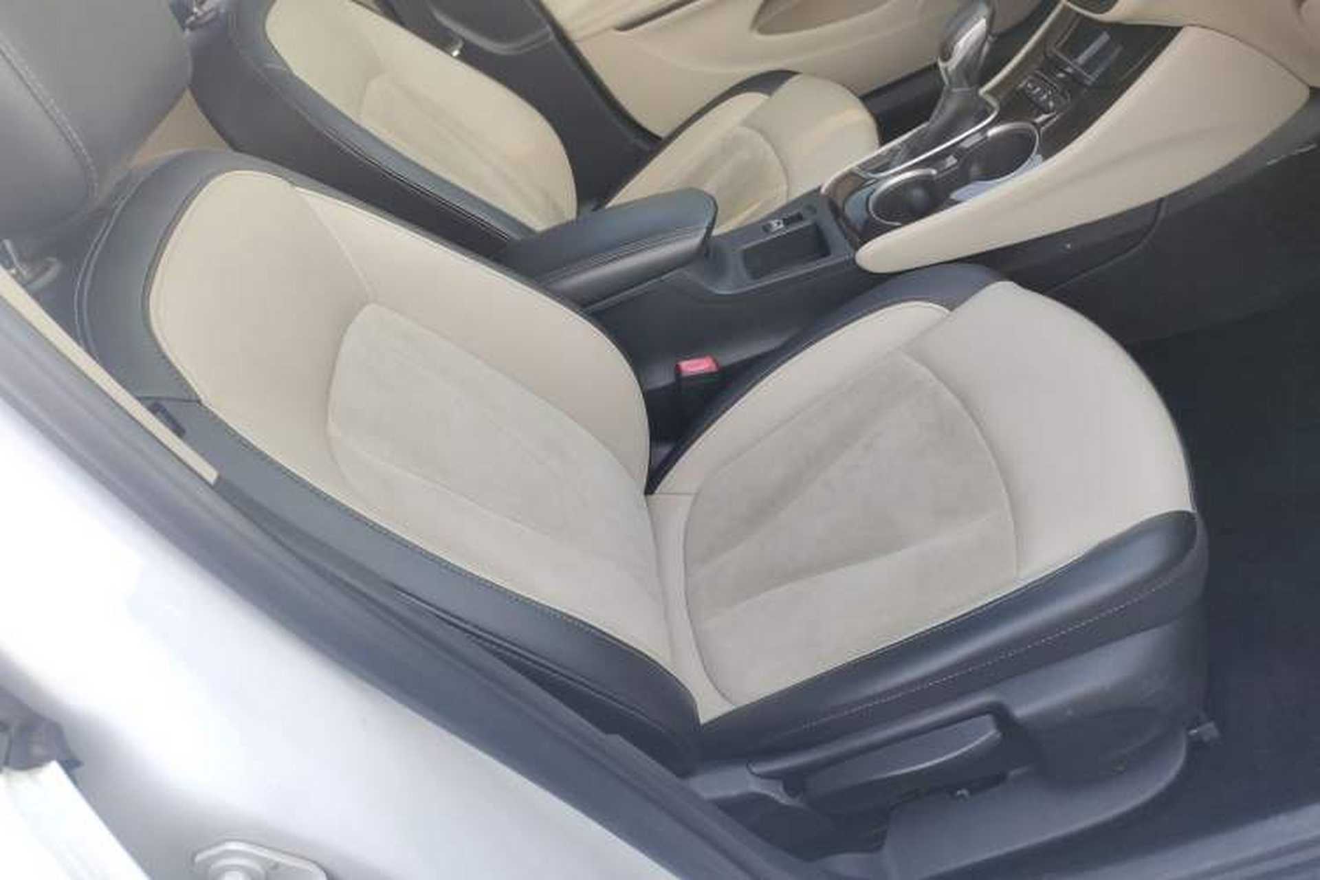 Used Buick Verano 2019 Sedan 15S Automatic Leading Model Right Front Seat