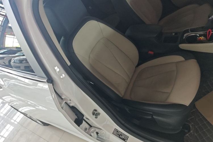 Used Buick Verano 2019 Sedan 15S Automatic Leading Model Right Front Seat