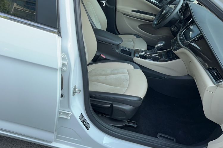 Used Buick Verano 2019 Sedan 15S Automatic Leading Model Right Front Seat