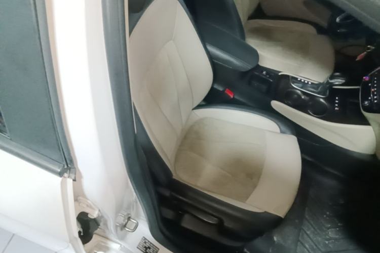 Used Buick Verano 2019 Sedan 15S Automatic Leading Model Right Front Seat
