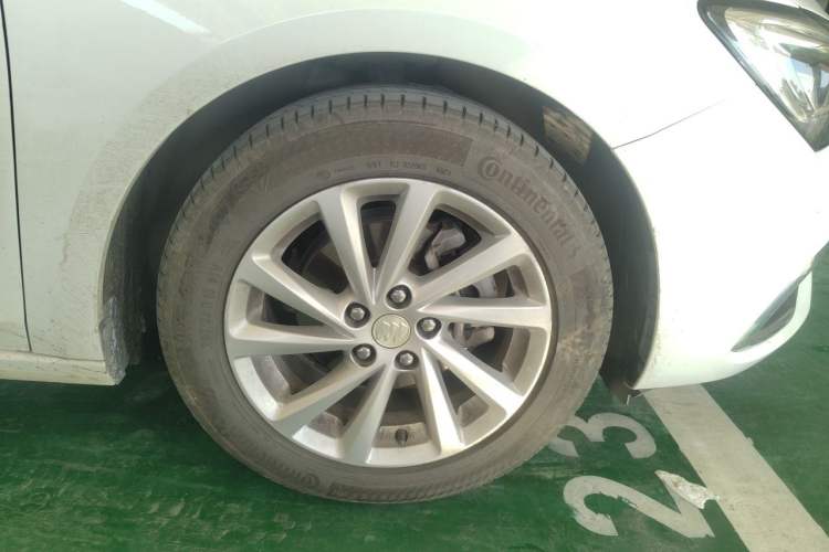 Used Buick Verano 2019 Sedan 15S Automatic Leading Model Right Front Wheel Hub