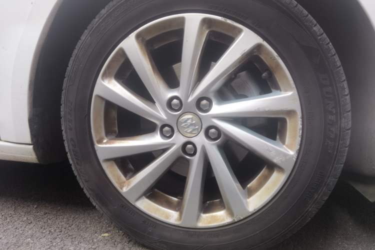 Used Buick Verano 2019 Sedan 15S Automatic Leading Model Right Front Wheel Hub