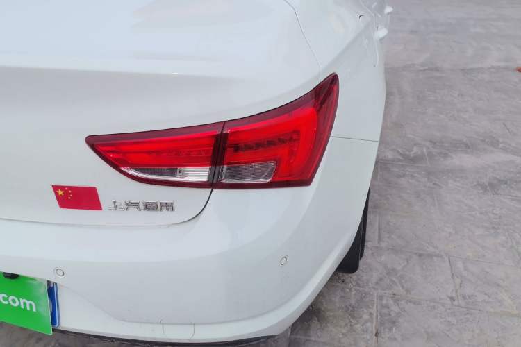 Used Buick Verano 2019 Sedan 15S Automatic Leading Model Right Rear Taillight