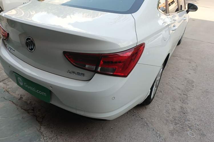 Used Buick Verano 2019 Sedan 15S Automatic Leading Model Right Rear Taillight