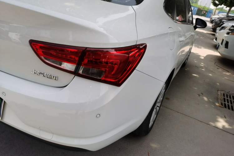 Used Buick Verano 2019 Sedan 15S Automatic Leading Model Right Rear Taillight