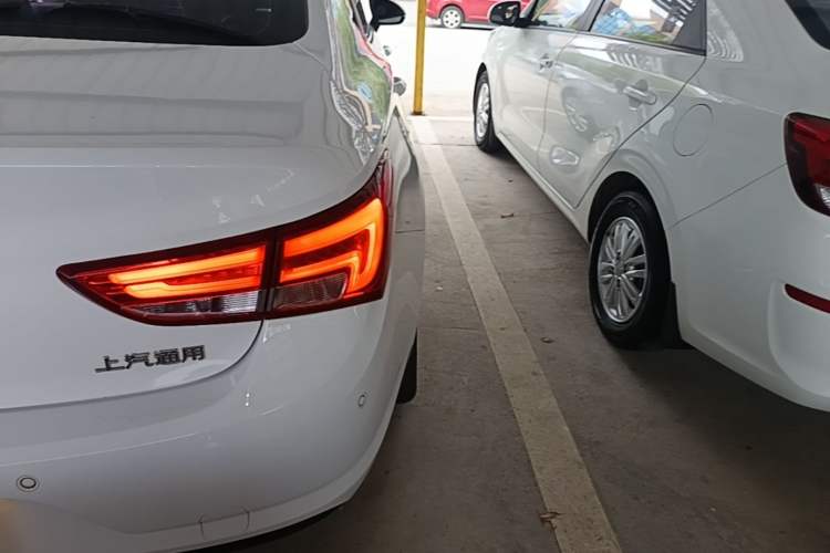 Used Buick Verano 2019 Sedan 15S Automatic Leading Model Right Rear Taillight