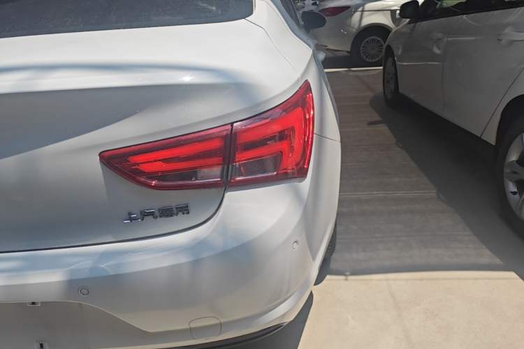 Used Buick Verano 2019 Sedan 15S Automatic Leading Model Right Rear Taillight
