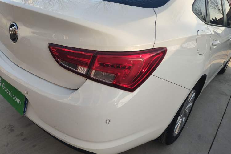 Used Buick Verano 2019 Sedan 15S Automatic Leading Model Right Rear Taillight