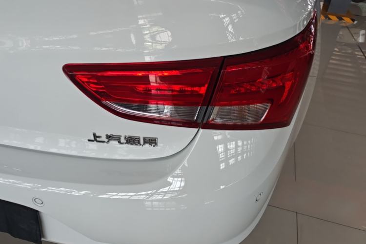 Used Buick Verano 2019 Sedan 15S Automatic Leading Model Right Rear Taillight