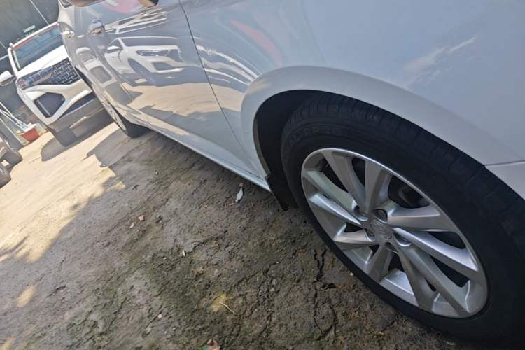 Used Buick Verano 2019 Sedan 15S Automatic Entry Model Right Side Sill