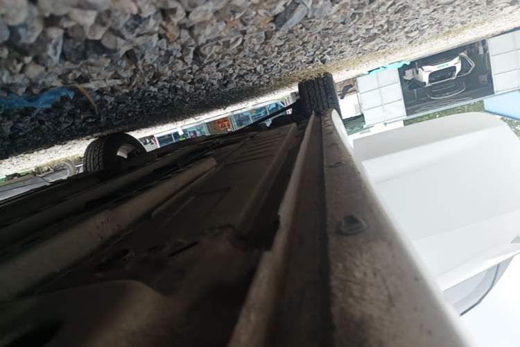 Used Buick Verano 2019 Sedan 20T Dual-Clutch Leading Model Right Side Sill