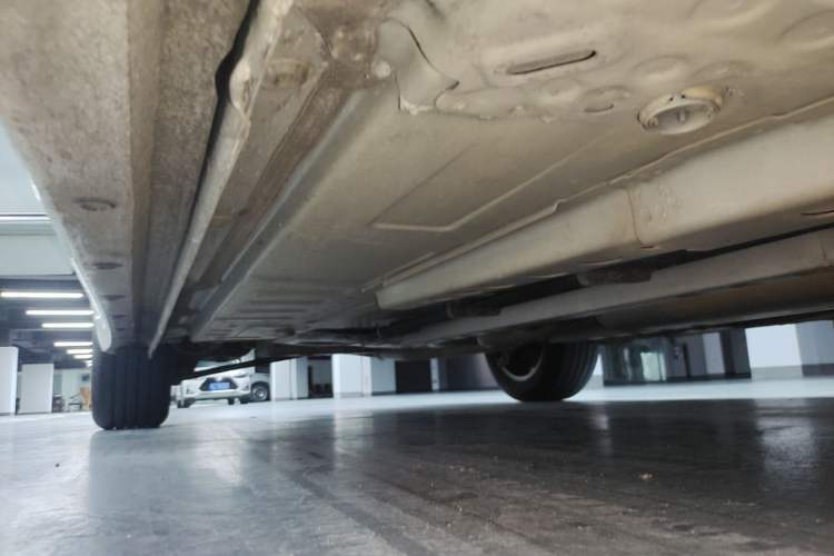 Used Buick Verano 2019 Sedan 20T Dual-Clutch Leading Model Right Side Sill