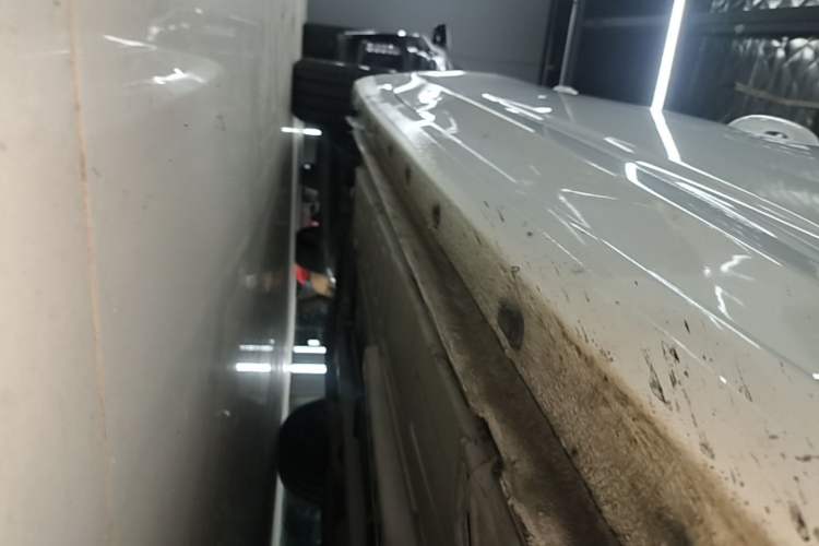 Used Buick Verano 2019 Sedan 15S Automatic Leading Model Right Side Sill