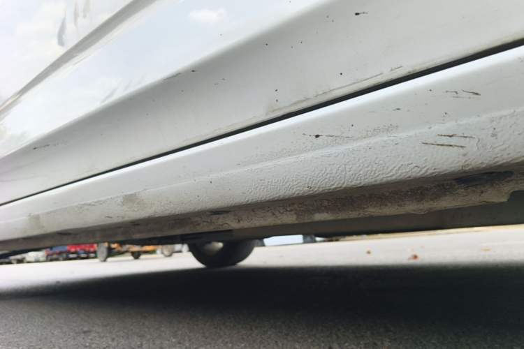 Used Buick Verano 2019 Sedan 20T Dual-Clutch Leading Model Right Side Sill
