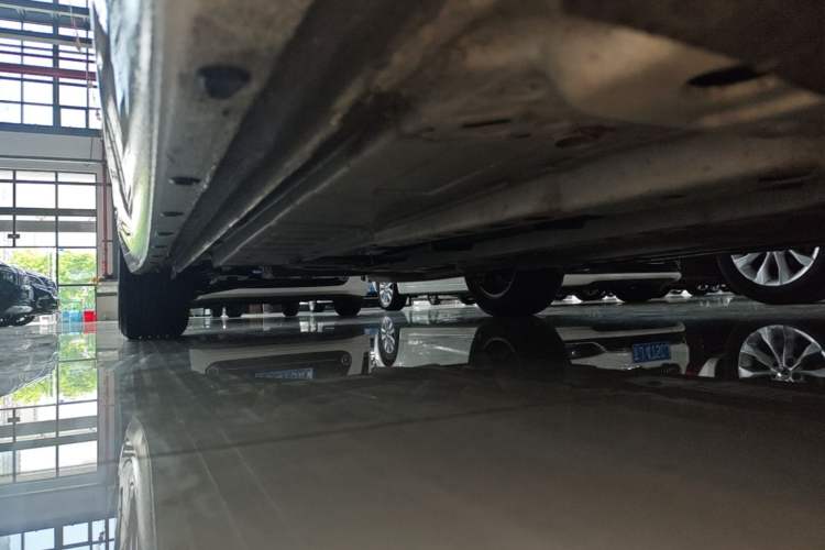 Used Buick Verano 2019 Sedan 15S Automatic Leading Model Right Side Sill