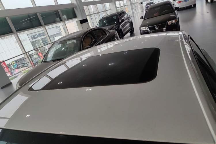Used Buick Verano 2019 Sedan 15S Automatic Leading Model Roof