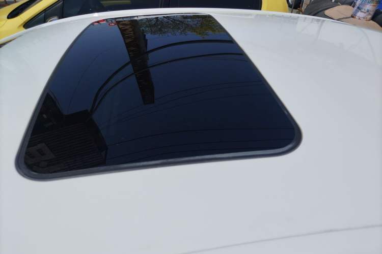Used Buick Verano 2019 Sedan 15S Automatic Leading Model Roof