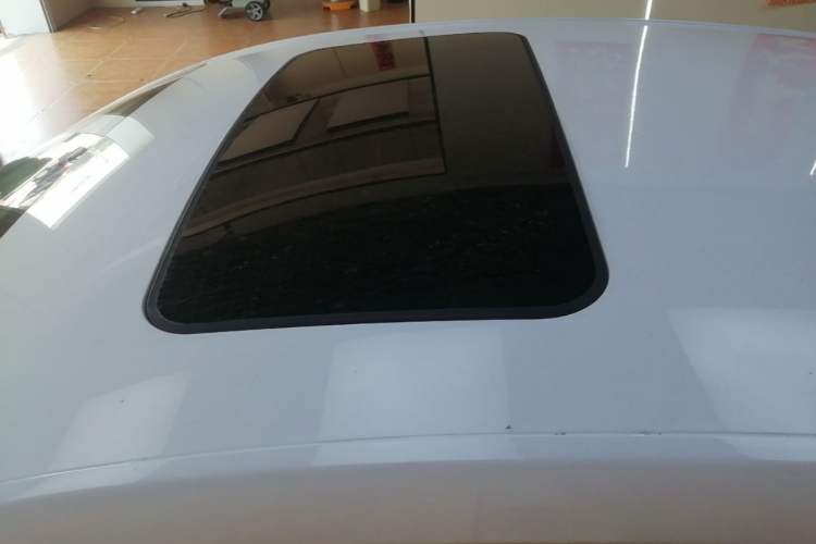 Used Buick Verano 2019 Sedan 15S Automatic Entry Model Roof