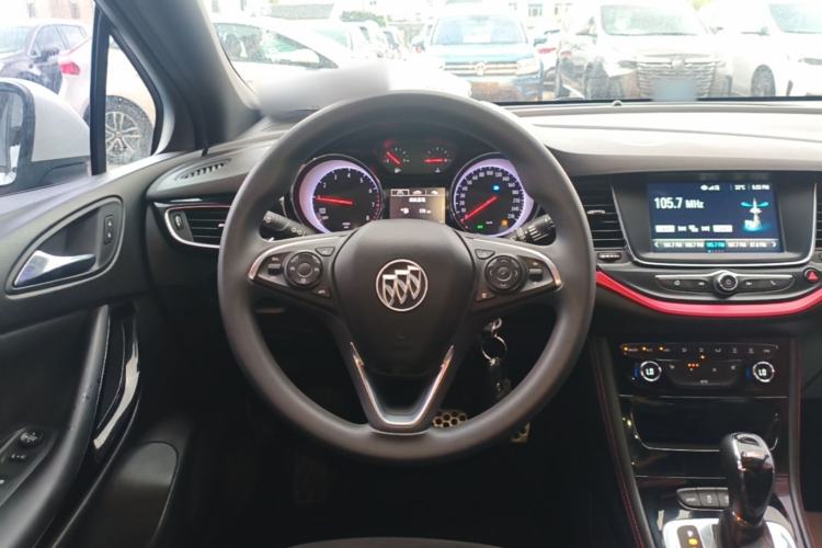 Used Buick Verano 2019 Hatchback GS 20T Dual-Clutch Leading Model Steering Wheel