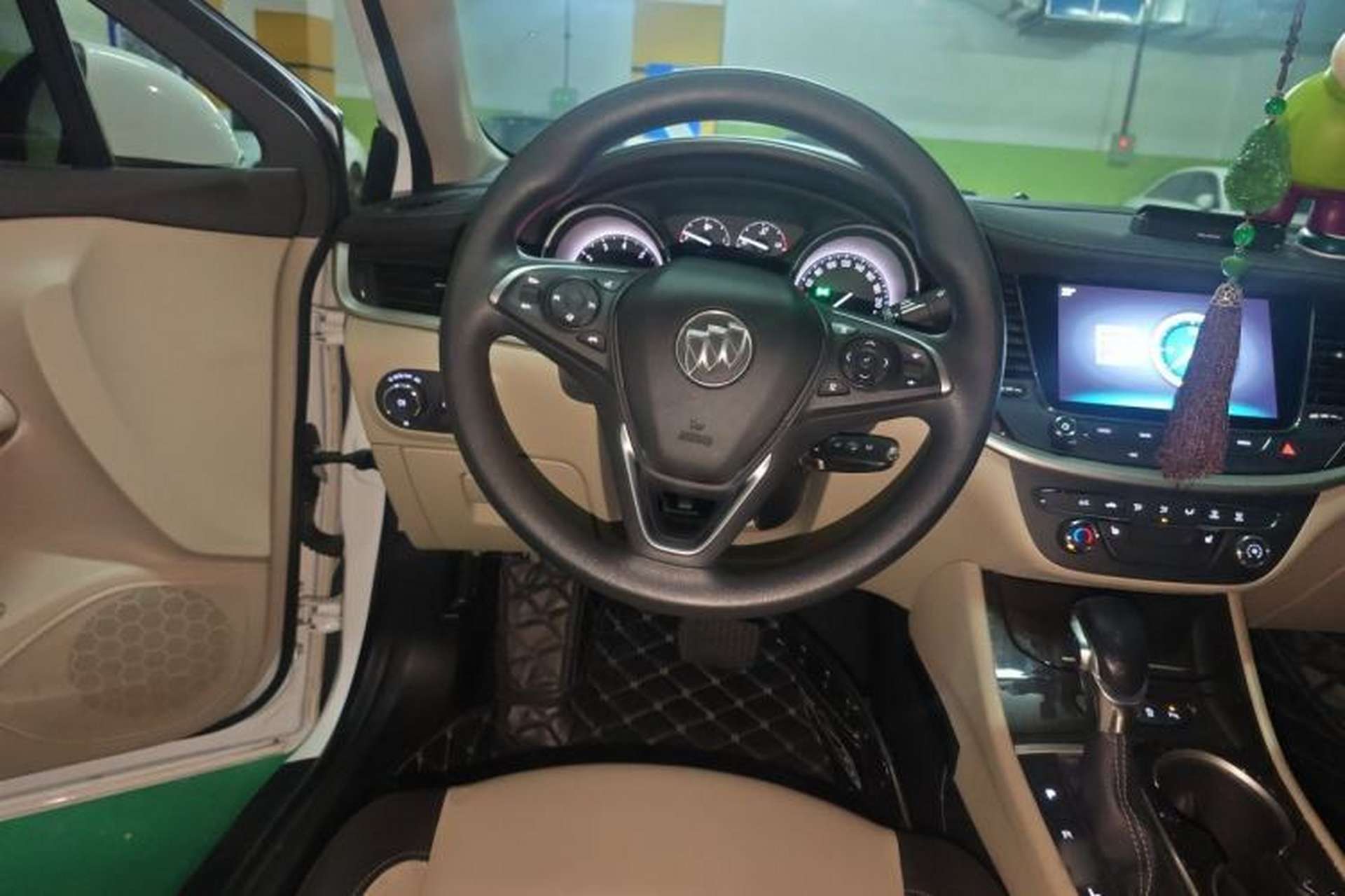 Used Buick Verano 2019 Sedan 15S Automatic Leading Model Steering Wheel