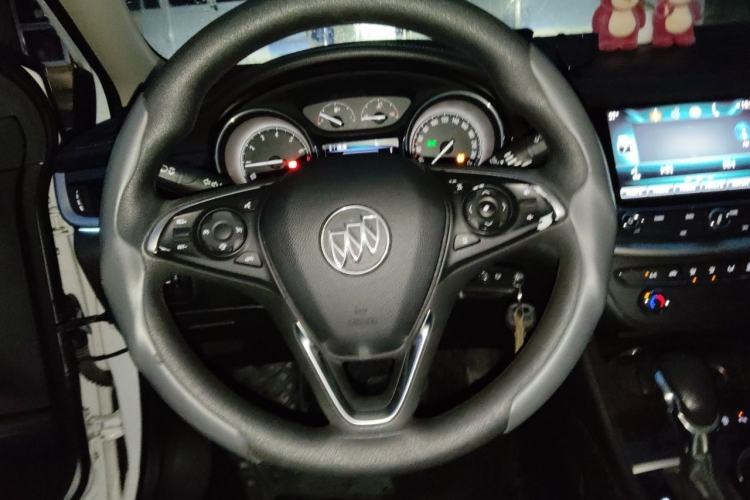 Used Buick Verano 2019 Sedan 20T Dual-Clutch Leading Model Steering Wheel