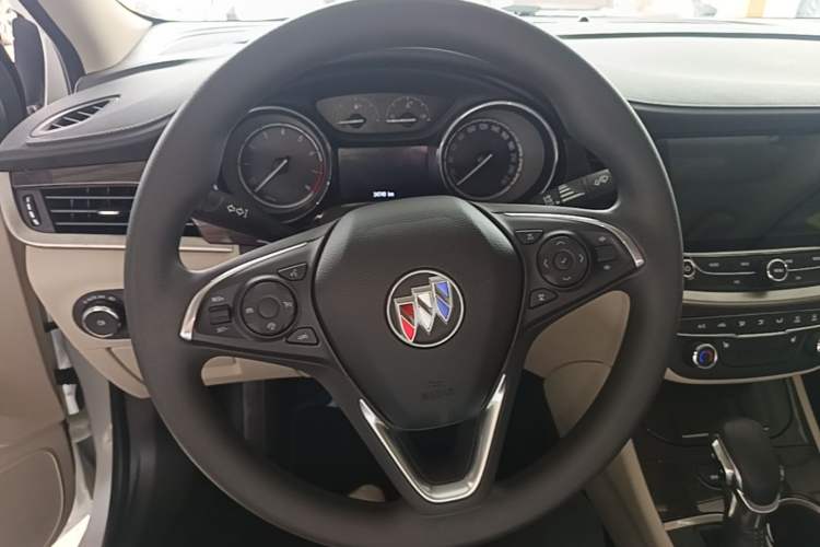 Used Buick Verano 2019 Sedan 15S Automatic Leading Model Steering Wheel