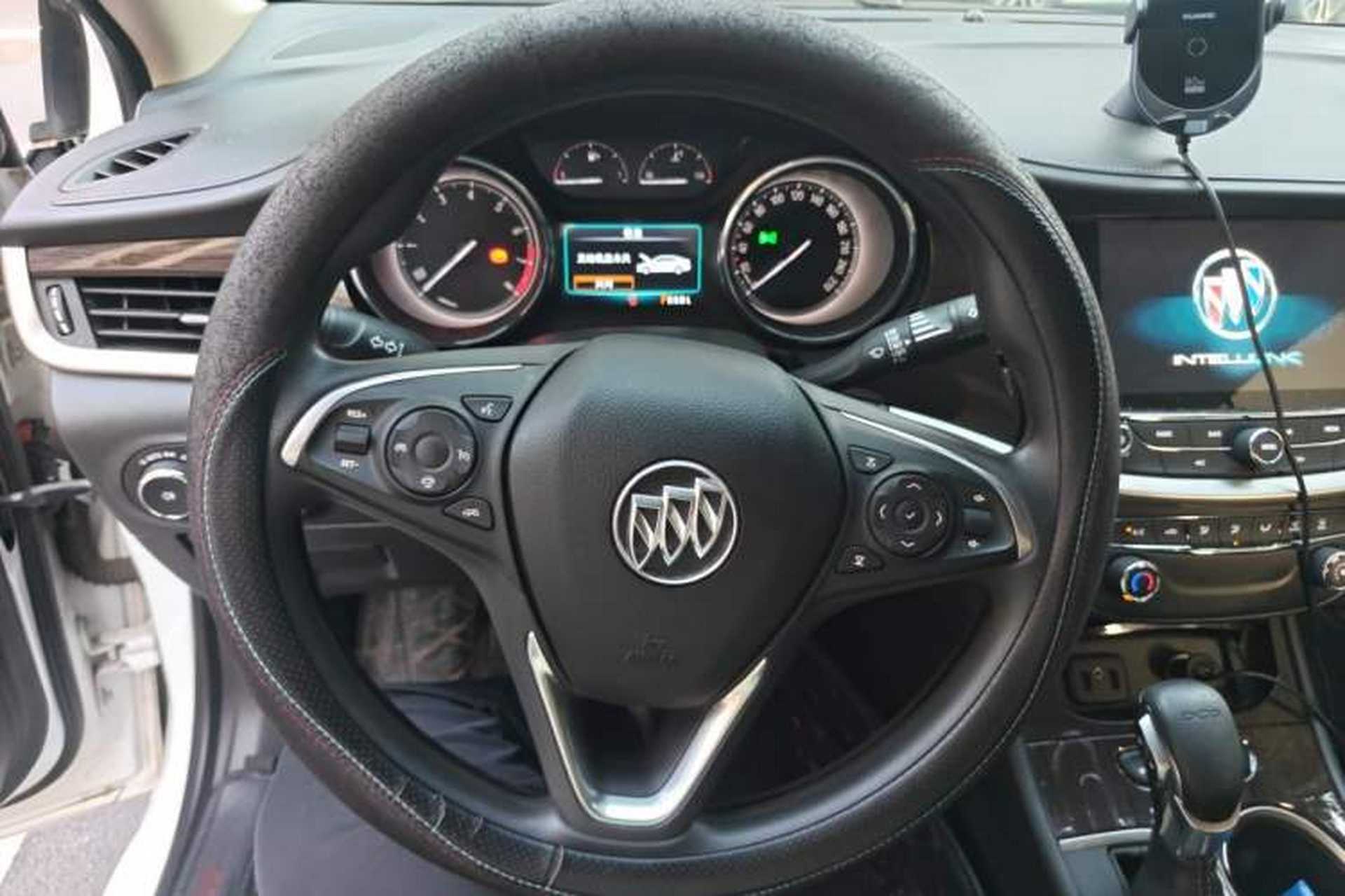 Used Buick Verano 2019 Sedan 20T Dual-Clutch Leading Model Steering Wheel