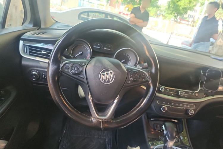 Used Buick Verano 2019 Sedan 20T Dual-Clutch Leading Model Steering Wheel