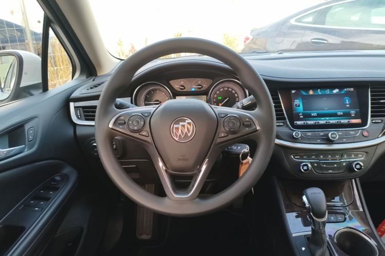 Used Buick Verano 2019 Sedan 20T Dual-Clutch Elite Model Steering Wheel