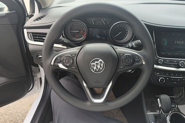 Used Buick Verano 2019 Sedan 20T Dual-Clutch Elite Model Steering Wheel