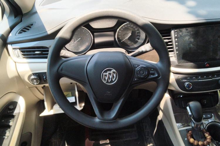 Used Buick Verano 2019 Sedan 15S Automatic Entry Model Steering Wheel