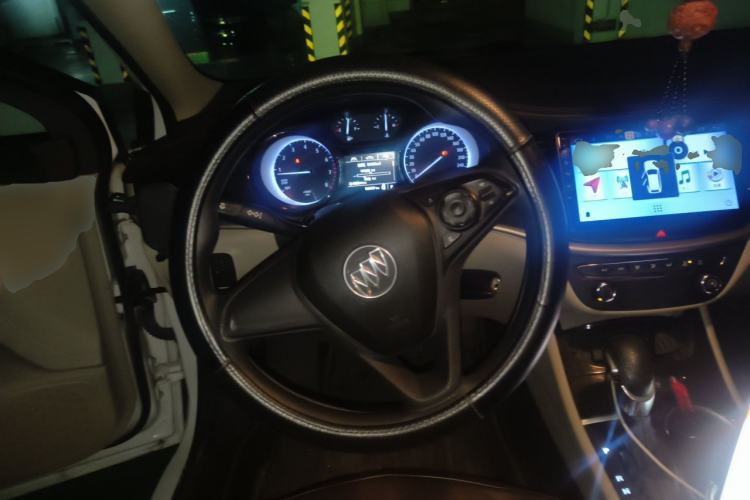 Used Buick Verano 2019 Sedan 15S Automatic Entry Model Steering Wheel