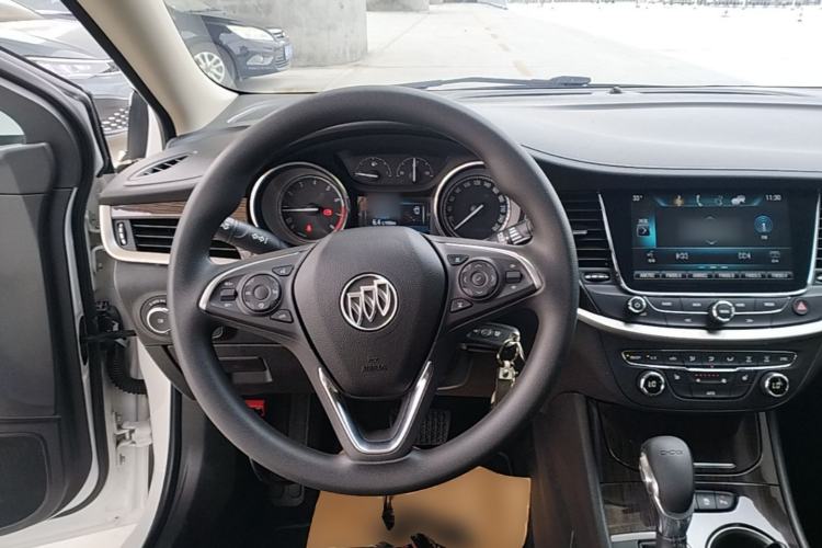 Used Buick Verano 2019 Sedan 20T Dual-Clutch Elite Model Steering Wheel