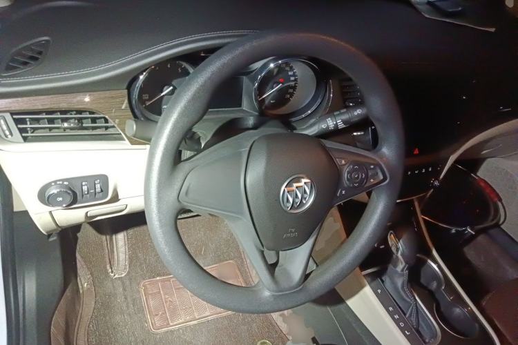Used Buick Verano 2019 Sedan 15S Automatic Entry Model Steering Wheel